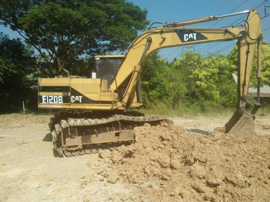 ขายCAT E120b สภาพพร้อมใช้งาน โทร0616613023