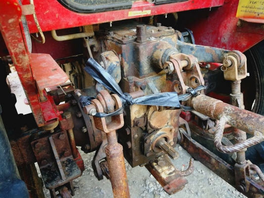 ขายยูเอ็ม 4544 4 WD เพาเวอร์ ใบมีดดันหน้า โรตารี่ ราคา 195000 บาท