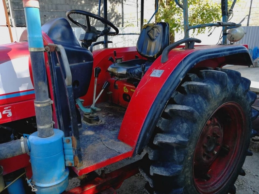 ขายยูเอ็ม 4544 4 WD เพาเวอร์ ใบมีดดันหน้า โรตารี่ ราคา 195000 บาท