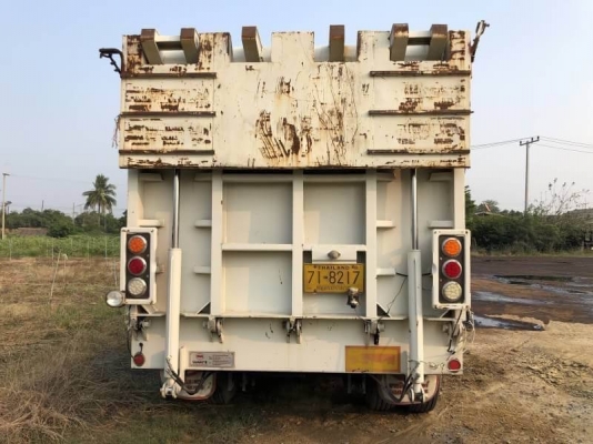 ขาย 785,000 บาท หางโลเบต SAMMIT ปี 57 ยาว 12   กว้าง 2.5 เมตร สูง 80 ชม.  3 คาน มีวิน 3 ตัน บันไดไฮโดรลิก สภาพสวยพร้อมใช้ เอกสารเล่มทะเบียน.  สินค้าอยู่  นครปฐม  โทร&amp;ไอดีไลน์ 0610710295