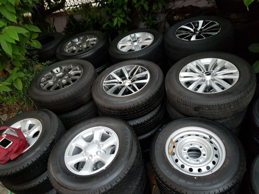 ล้อ navara ขอบ 16 ถอดรถป้ายแดงขายชุดละ 8500