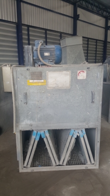 โบเวอร์ดูดฝุ่นมอเตอร์ 5.5 Kw 7.5 แรงม้ามี 5 ชุดๆละ 20,000 บาท