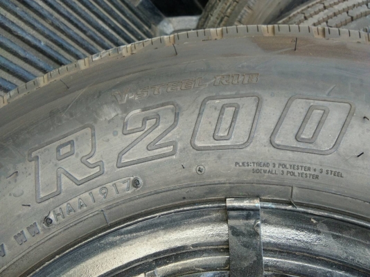 ขายถอดป้ายแดง700R16 บริดจสโตน ปี17 มี12ชุด ชุดละ3000X12=36000 ถูกและคุ้มสุดๆ