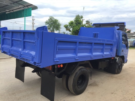 ขายรถบรรทุก 6 ล้อดั้ม ISUZU 130 เเรง ปี 47