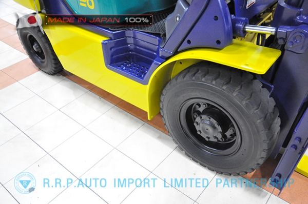 ขายรถโฟล์คลิฟท์มือสอง KOMATSU รุ่น FG20LC-12-532713 นำเข้าจากประเทศญี่ปุ่น 100\% ไม่เคยใช้งานในไทย