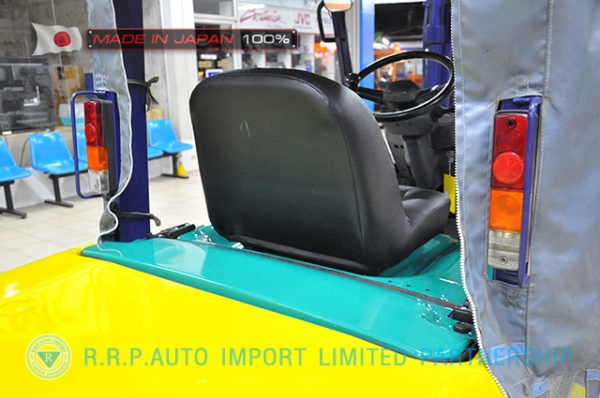 ขายรถโฟล์คลิฟท์มือสอง KOMATSU รุ่น FG20LC-12-532713 นำเข้าจากประเทศญี่ปุ่น 100\% ไม่เคยใช้งานในไทย