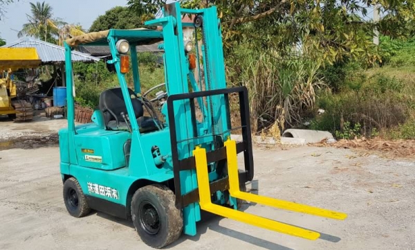 ขายด่วนรถยกดีเซลMITSUBISHI FD15-15 ยก1.5ตันเพาเวอรเสาสูง3เมตรรถนอกนำเข้ายังไม่เคยใช้งานในเมืองไทยเลยชั่วโม่งทำงานน้อย รุ่นใหม่มือ 1 ของเมืองไทย ขายด่วนรถยกดีเซลMITSUBISHI FD15-15 ยก1.5ตันเพาเวอรเสาสูง3เมตรรถนอกนำเข้ายังไม่เคยใช้งานในเมืองไทยเลยชั่วโม่งทำงานน้อย รุ่นใหม่มือ 1 ของเมืองไทย