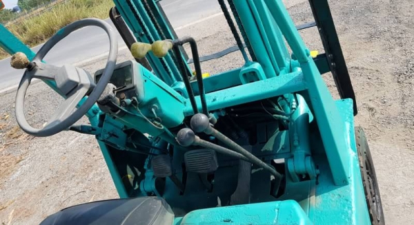 ขายด่วนรถยกดีเซลMITSUBISHI FD15-15 ยก1.5ตันเพาเวอรเสาสูง3เมตรรถนอกนำเข้ายังไม่เคยใช้งานในเมืองไทยเลยชั่วโม่งทำงานน้อย รุ่นใหม่มือ 1 ของเมืองไทย ขายด่วนรถยกดีเซลMITSUBISHI FD15-15 ยก1.5ตันเพาเวอรเสาสูง3เมตรรถนอกนำเข้ายังไม่เคยใช้งานในเมืองไทยเลยชั่วโม่งทำงานน้อย รุ่นใหม่มือ 1 ของเมืองไทย