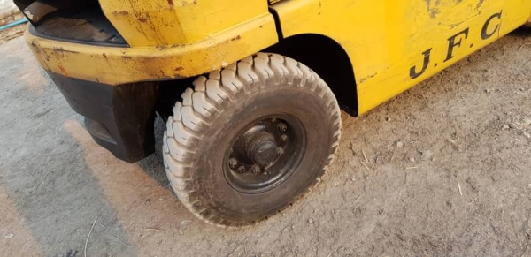 ขายด่วนรถยกMITSUBISHI FG20-18 ยก2ตันเพาเวอรเสาสูง4เมตรยกให้ดูของหนัก2.5ตันสบายๆๆจริงๆรถนอกนำเข้ายังไม่เคยใช้งานในเมืองไทยเลยย ขายด่วนรถยกMITSUBISHI FG20-18 ยก2ตันเพาเวอรเสาสูง4เมตรยกให้ดูของหนัก2.5ตันสบายๆๆจริงๆรถนอกนำเข้ายังไม่เคยใช้งานในเมืองไทยเลยย