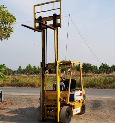 ขายด่วนรถยกKOMATSU FG20-15 ยกได้2ตันยกสูง3เมตรยางตัน4เส้นยกจริงได้ถึง2.7ตันรถนอกเพิ่งนำเข้ามายังไม่เคยใช้งานในเมืองไทยเลย