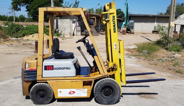 ขายด่วนรถยกKOMATSU FG20-15 ยกได้2ตันยกสูง3เมตรยางตัน4เส้นยกจริงได้ถึง2.7ตันรถนอกเพิ่งนำเข้ามายังไม่เคยใช้งานในเมืองไทยเลย