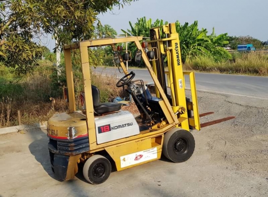 ขายด่วนรถยกKOMATSU FG20-15 ยกได้2ตันยกสูง3เมตรยางตัน4เส้นยกจริงได้ถึง2.7ตันรถนอกเพิ่งนำเข้ามายังไม่เคยใช้งานในเมืองไทยเลย