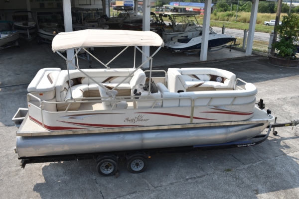 ขายเรือ Pontoon 32 พร้อมเทลเลอร์ บริการลากส่งฟรีทั่วประเทศไทย