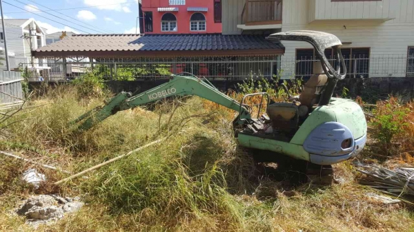 ขายตามสภาพ แบคโฮ KOBELCO SK25-2 ปั้มนิ้ว ขาดกระบอกไฮดรอริค 2 ตัว ช่วงล่างดี ราคาคุยกันได้ ขายตามสภาพ แบคโฮ KOBELCO SK25-2 ปั้มนิ้ว ขาดกระบอกไฮดรอริค 2 ตัว ช่วงล่างดี ราคาคุยกันได้