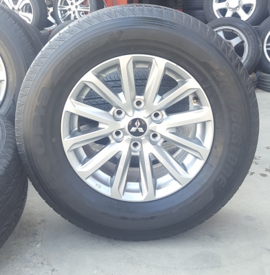 ขายล้อMitsubishi Triton ขอบ17 ยางปี14  4 ล้อ