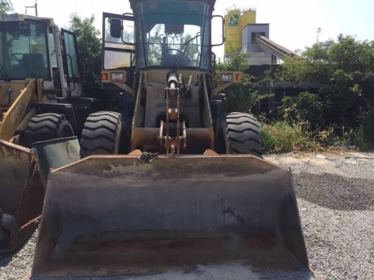 ขาย 650,000 รถตักล้อยางเอวอ่อน KOMATSU wa 120-3 เครื่องแรง เกียร์ดี เอวแน่น ยางสวย หัวเก๋ง รถพร้อมใช้ รถอยู่ ชลบุรี 090-772-3710 090-772-3708