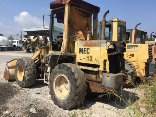 ขาย 650,000 รถตักล้อยางเอวอ่อน KOMATSU wa 120-3 เครื่องแรง เกียร์ดี เอวแน่น ยางสวย หัวเก๋ง รถพร้อมใช้ รถอยู่ ชลบุรี 090-772-3710 090-772-3708