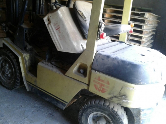 ขายยรถโฟล์คลิป 3 ตัน TCM ราคาต่อลองได้