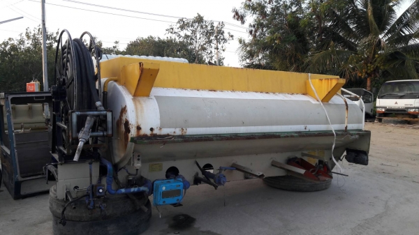 ขายถังบรรจุ น้ำมันได้3200ลิตร สำหรับ6ล้อ พร้อมสายและ หัวจ่าย ยาว3.80 เมตร คัสซี 82เซนติเมตร ราคา55,000 บาท ขายถังบรรจุ น้ำมันได้3200ลิตร สำหรับ6ล้อ พร้อมสายและ หัวจ่าย ยาว3.80 เมตร คัสซี 82เซนติเมตร ราคา55,000 บาท