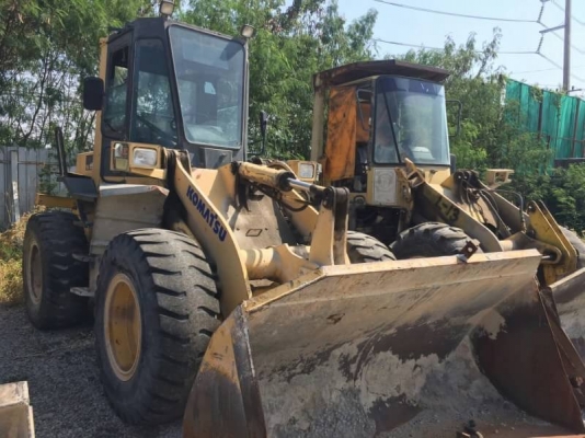 ขาย 650,000 KOMATSU WA 150 เครื่องดี เกียร์แรง เอวแน่น ยางสวย แขนอามร์ยกสวย บุ้งกี้ดี หัวเก๋งแอร์เย็น รถสวยพร้อมใช้ รถอยู่ ชลบุรี 090-772-3710 090-772-3708