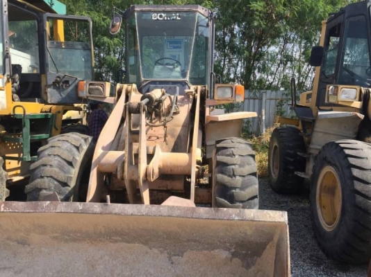 ขาย 650,000 KOMATSU WA 150 เครื่องดี เกียร์แรง เอวแน่น ยางสวย แขนอามร์ยกสวย บุ้งกี้ดี หัวเก๋งแอร์เย็น รถสวยพร้อมใช้ รถอยู่ ชลบุรี 090-772-3710 090-772-3708