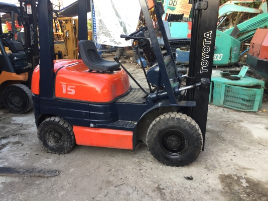 รถยกโตโยต้า 1.5 ตันรุ่นหกสภาพดี เก่าญี่ปุ่นไม่เคยใช้ในไทยมีใบอินวอย รถยกโตโยต้า 1.5 ตันรุ่นหกสภาพดี เก่าญี่ปุ่นไม่เคยใช้ในไทยมีใบอินวอย