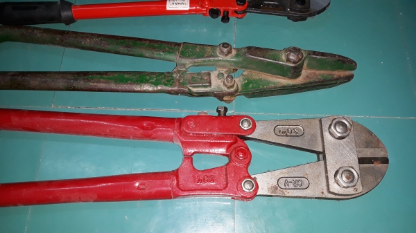 ขายกรรไกรตัดเหล็กทาปาเรียTAPARIA BC-18 MADE IN INDIA. ขายกรรไกรตัดเหล็กทาปาเรียTAPARIA BC-18 MADE IN INDIA.