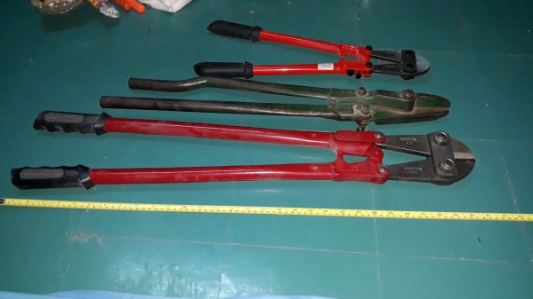ขายกรรไกรตัดเหล็กทาปาเรียTAPARIA BC-18 MADE IN INDIA. ขายกรรไกรตัดเหล็กทาปาเรียTAPARIA BC-18 MADE IN INDIA.