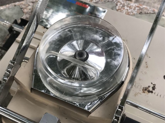 เครื่องเจาะกระดาษไฟฟ้า LIHIT LAB. รุ่น 2001/AA-SIX MADE IN JAPAN เครื่องเจาะกระดาษไฟฟ้า LIHIT LAB. รุ่น 2001/AA-SIX MADE IN JAPAN