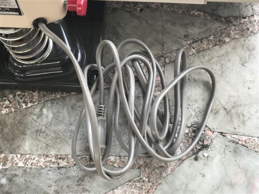 เครื่องเจาะกระดาษไฟฟ้า LIHIT LAB. รุ่น 2001/AA-SIX MADE IN JAPAN เครื่องเจาะกระดาษไฟฟ้า LIHIT LAB. รุ่น 2001/AA-SIX MADE IN JAPAN