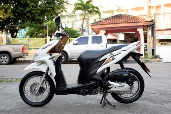 click125i 2014 วิ่งน้อย สีสวย รถบ้าน รูดบัตรเครดิตได้ click125i 2014 วิ่งน้อย สีสวย รถบ้าน รูดบัตรเครดิตได้