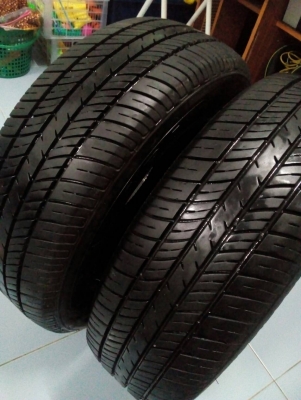 185/70R14  DEESTONE NAKARA ปี16  มี 2 เส้น โทร.081-427-3941 ตจว.ส่งได้ครับ ไอดีไลน์ 0814273941
