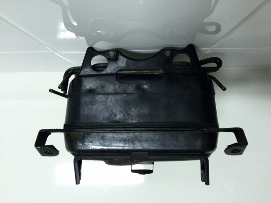 ขายถังน้ำมันรถ HONDA รุ่น MOTOCOMPO สภาพเดิมญี่ปุ่น