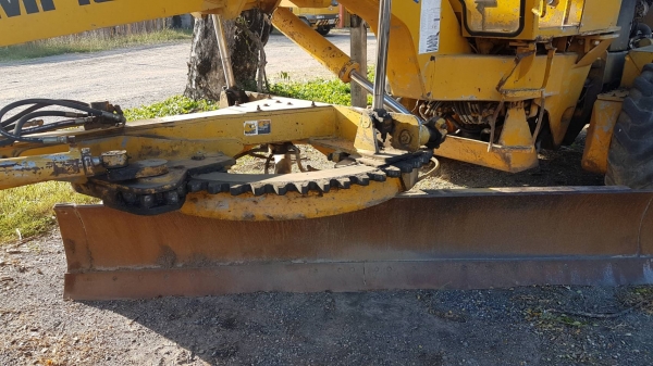 รถเกรดแชมเปี้ยน ราคา 600,000 เอวอ่อนมีทะเบียน กทม