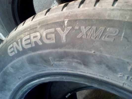 215/60R16 MICHELIN ENERGY XM-2 มี 2 เส้น  โทร.081-427-3941 ไอดีไลน์ 0814273941