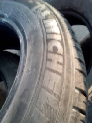 215/60R16 MICHELIN ENERGY XM-2 มี 2 เส้น  โทร.081-427-3941 ไอดีไลน์ 0814273941