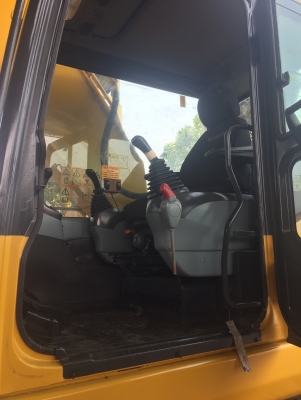 Komatsu PC210LC รถเก่าญี่ปุ่น มีใบอินวอยซ์ ราคาต่อรองได้ สนใจติดต่อ0813553478(คุณโย) Komatsu PC210LC รถเก่าญี่ปุ่น มีใบอินวอยซ์ ราคาต่อรองได้ สนใจติดต่อ0813553478(คุณโย)