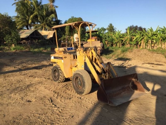 ขาย 135,000 รถตักล้อยาง 2 เพลา MITSU HL703 เอวอ่อน เครื่องดี เกียร์ดี ยางสวยพร้อมใช้ เอกสารชื้อขาย  รถอยู่  นครปฐม โทร  0967428942