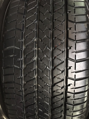 แม็กป้ายแดง Ford ranger wildtrak ขอบ18 พร้อมยางป้ายแดง Bridgestone 265-60-18 ปี 17 ตุ่ม เส้นสีชัดๆ