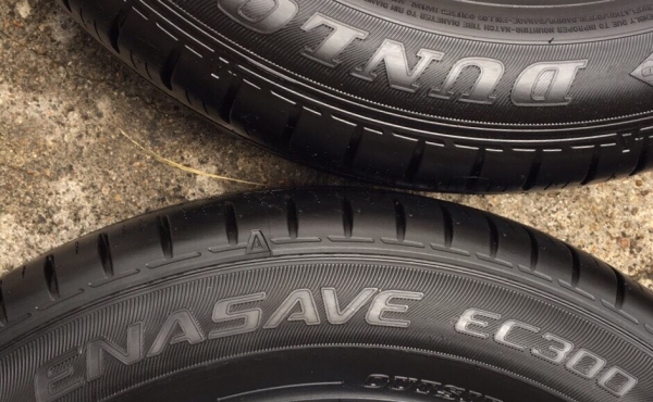 ล้อแม็กป้ายแดง Mazda 2 ขอบ 15 พร้อมยางป้ายแดง Dunlop 185-65-15 ปี 17