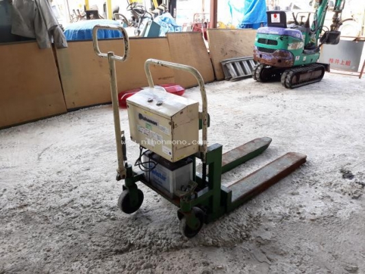 ลด 20\% รถยกไฟฟ้ายืนขับ รหัสสินค้า 81005004 ราคาปกติ16,800 บาท โทร 081-8283376  www.nihonmono.com