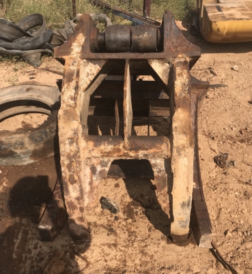 ขายหัวคีบไม้ ใส่รถแบ๊คโฮ ขนาด 120 พร้อมใช้งาน