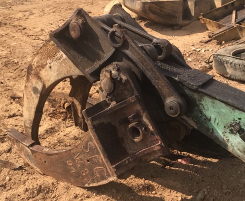 ขายหัวคีบไม้ ใส่รถแบ๊คโฮ ขนาด 120 พร้อมใช้งาน