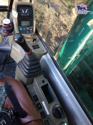 ขายรถแบ็คโฮ KOBELCO SK135SR YY04 รถบ้านฝากขาย สภาพเทพบุตร พร้อมลงงานได้ทันที