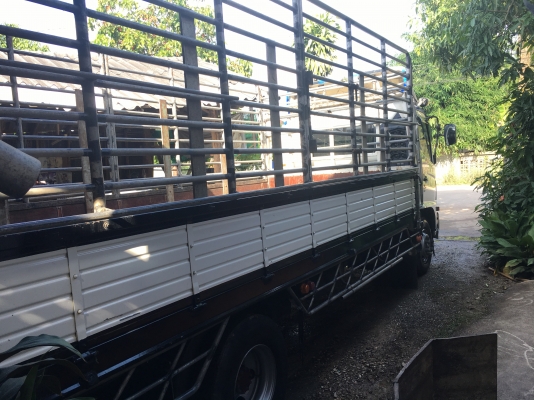 ขายรถ6ล้อHINO MEGA FC 170แรงม้ายาว5.6 ปี48 ขายรถ6ล้อHINO MEGA FC 170แรงม้ายาว5.6 ปี48