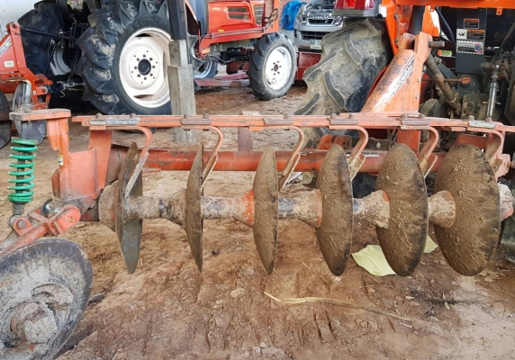 ตราช้าง 6x22นิ้วครับ