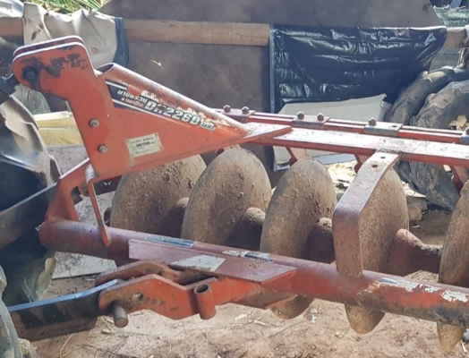 ตราช้าง 6x22นิ้วครับ