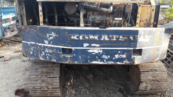 ขายด่วนรถแบคโฮKOMATSU. PC60=3สภาพพร้อมใช้งาน