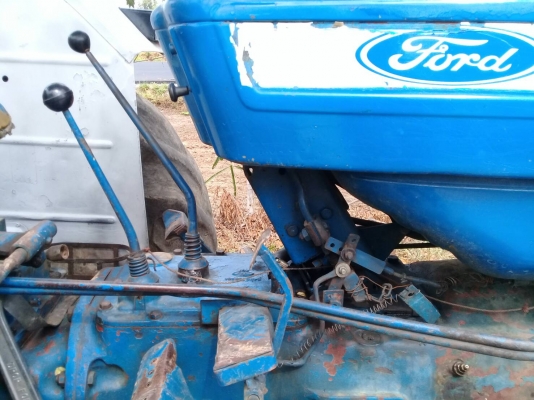 ขายครับ FORD 5610 เครื่องแน่น ไฮดรอริคเนี้ยบ