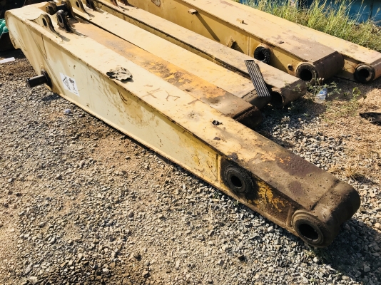 ขาย บูม อารม komatsu pc200-7 สวยๆ ขาย บูม อารม komatsu pc200-7 สวยๆ